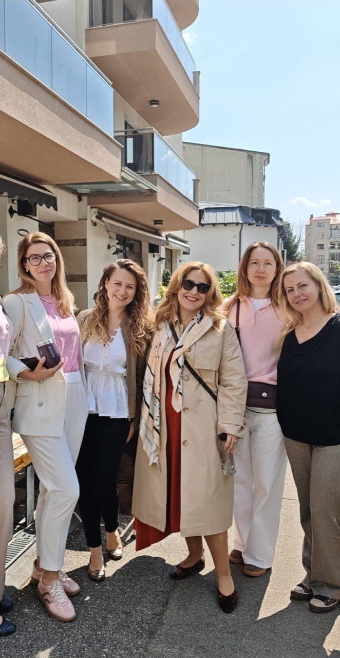 Participante la atelierul Dublul Standard
